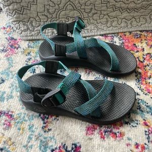 Chaco z/1 size 6